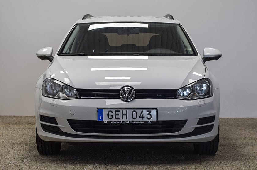 Bild 4 av Volkswagen Golf Sportscombi 1.2 TSI 110HK CarPlay Radarfart Garanti