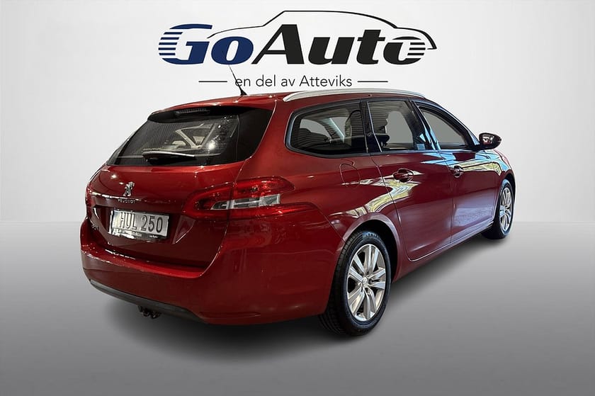 Bild 4 av Peugeot 308 SW 1.2 PureTech 110 Manuell, 110hk Drag Välskött