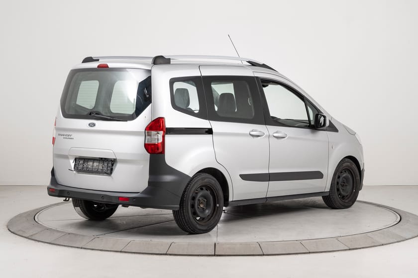 Bilde 3 av Ford Transit Courier 1.5 TDCi Auksjon! Les tekst!