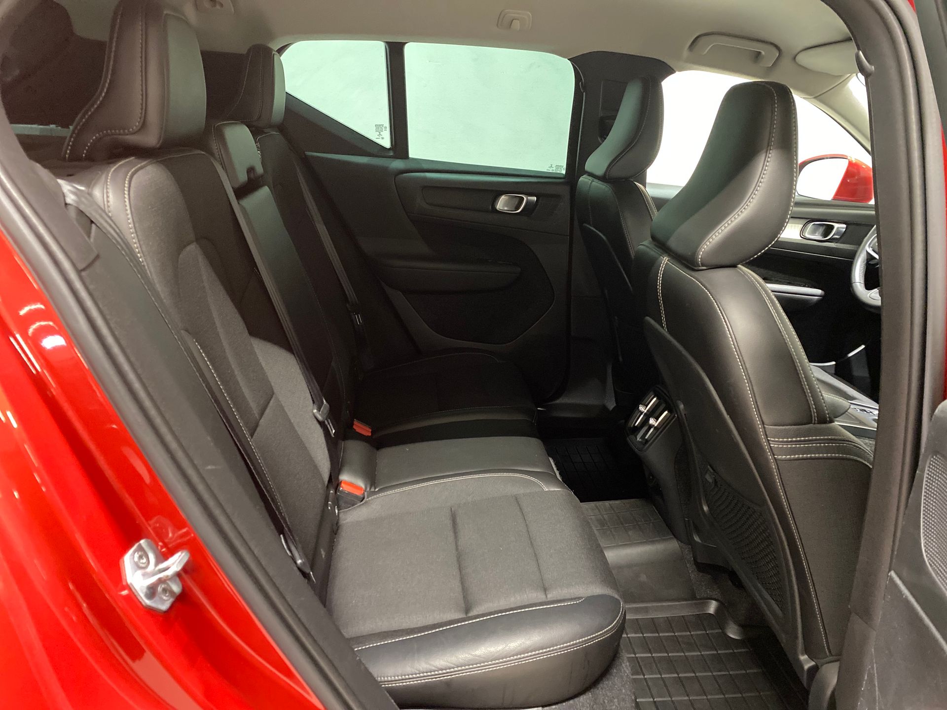 Volvo XC40 2019, bild 4/10