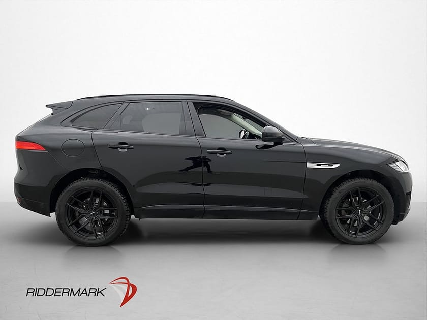 Bild 4 av Jaguar F-Pace 20d AWD 2.0d 180hk R-Sport B-Kamera Navi M-Värmare