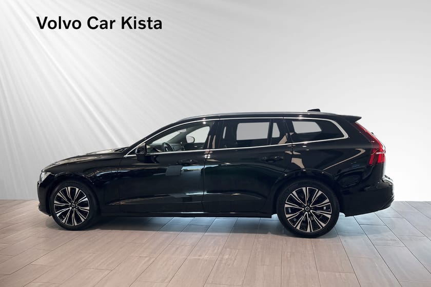 Bild 3 av Volvo V60 Recharge T6 Core Edition B-Kamera