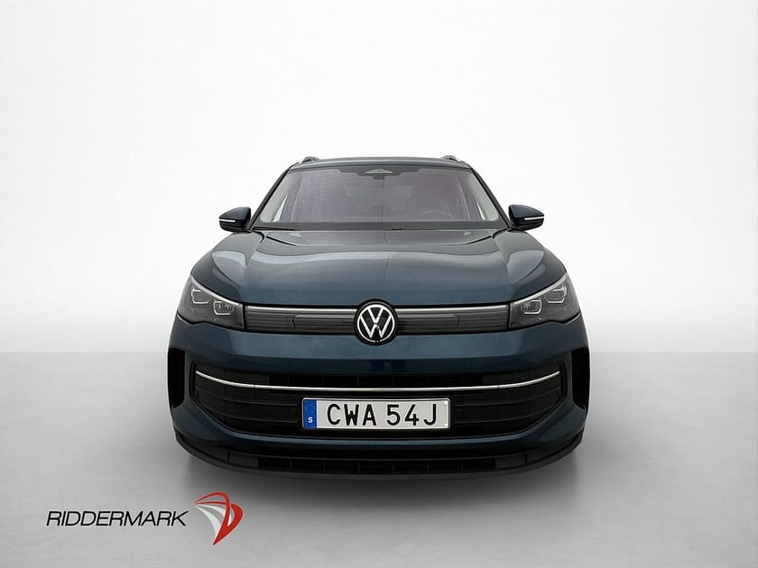 Bild 2 av Volkswagen Tiguan 1.5 eTSI 150hk P-Värm Drag Kamera Ambient
