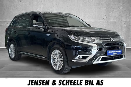 Mitsubishi Outlander PHEV Instyle+. R-Kamera, 360 kamera, Krok, DAB, Klima.