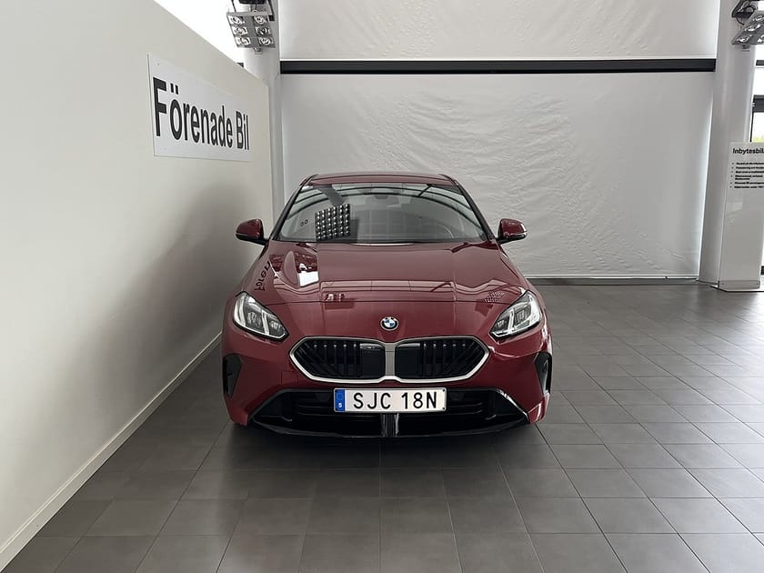 Bild 2 av BMW 120 M Sport Design Driving Assist Rattvärme Park Assist