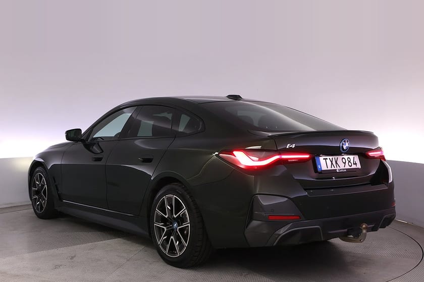 Bild 4 av BMW i4 eDrive40 Gran Coupé M-Sport Drag Kamera AdapFartH