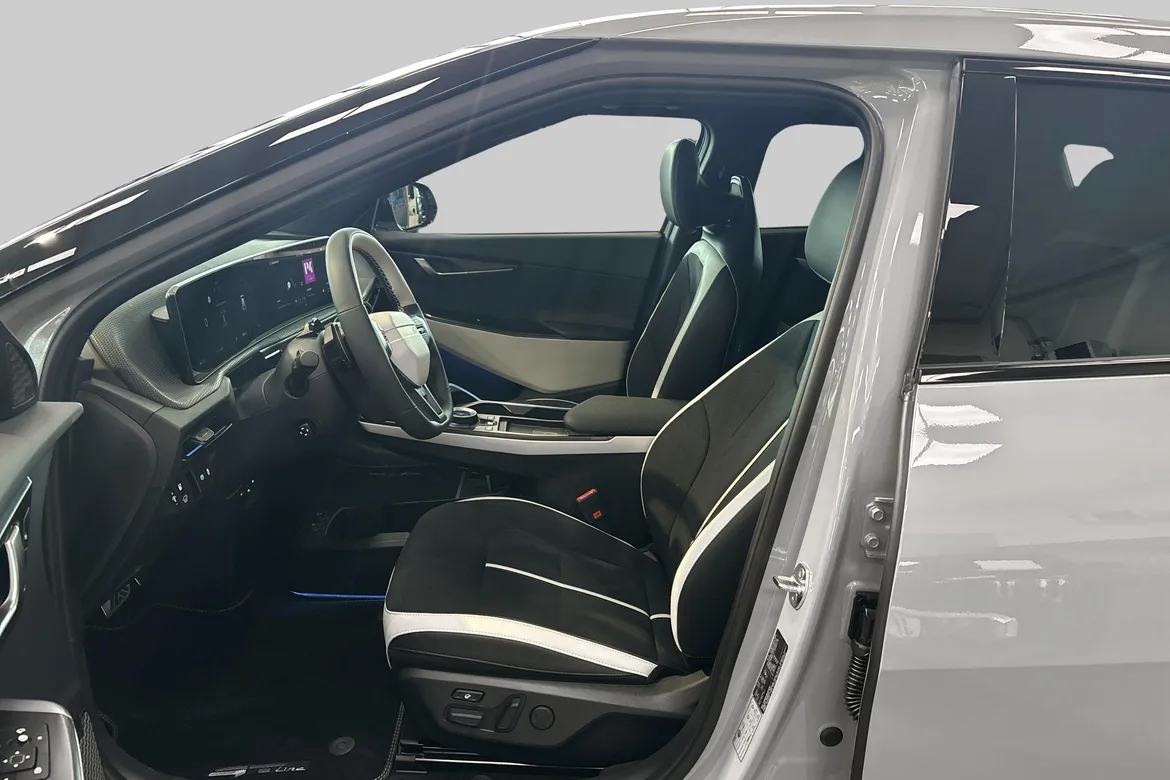 picture of a car