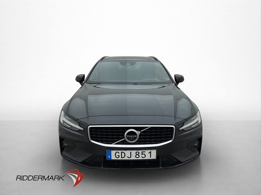 Bild 2 av Volvo V60 D4 AWD R-Design VOC Panorama H/K 360 Dragkrok