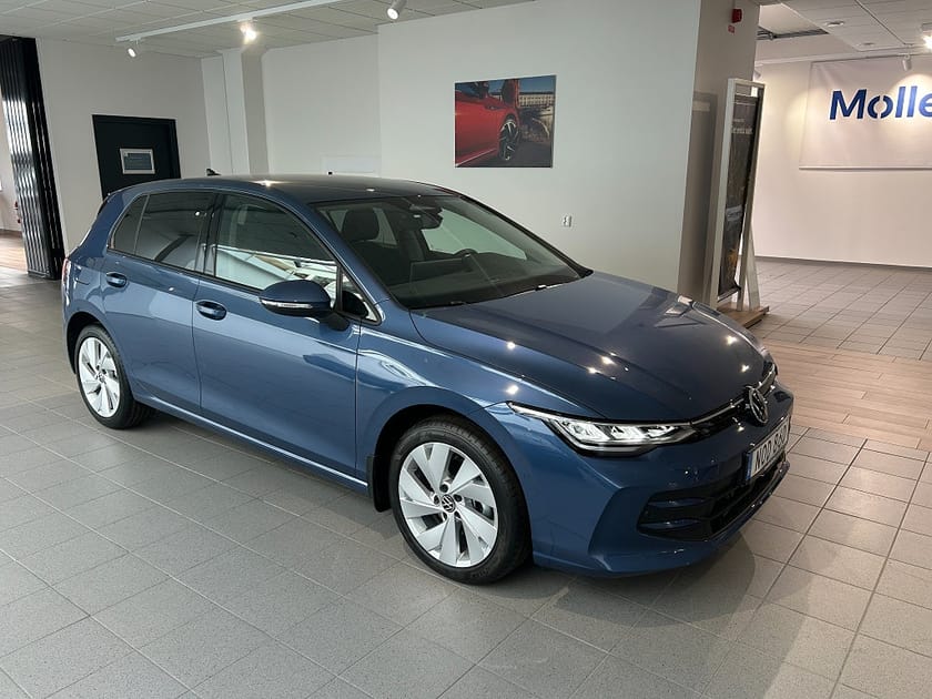 Bild 1 av Volkswagen Golf Life Edition, 1.5 TSI, 150hk, Manuell - Omgående lev!
