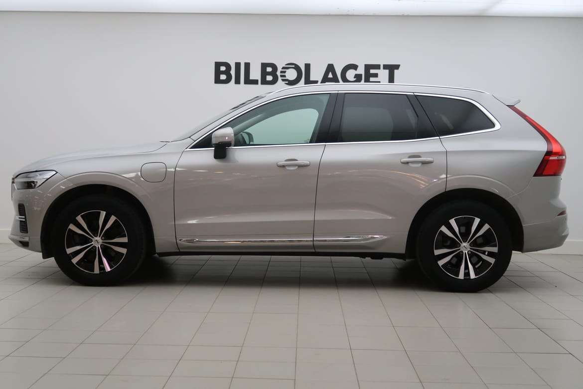 Volvo XC60 2023 - miniatyr 2