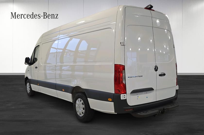 Bild 3 av Mercedes-Benz eSprinter 420 113 kWh