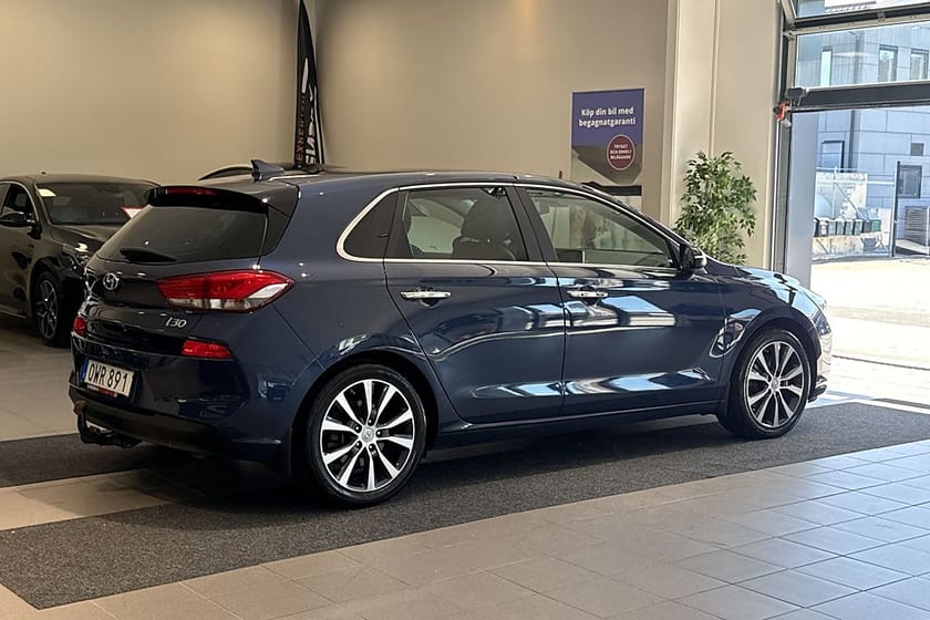 Bild 3 av Hyundai i30 1.4 T-GDi 140 hk Premium Aut/Backkamera/Drag/M-Värmare