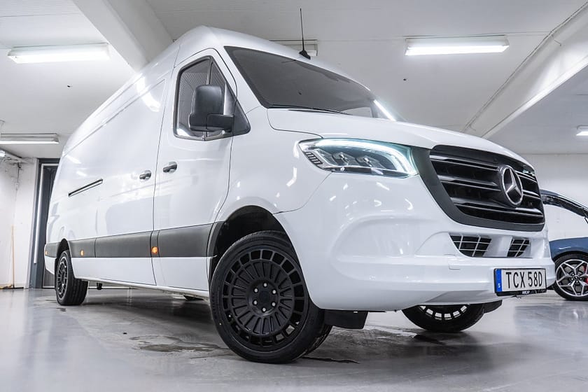 Bild 2 av Mercedes-Benz Sprinter 316 CDI Panel Van 7G+ | MOMS | Maxiskåp | Värm | 20" | 3158kr/mån