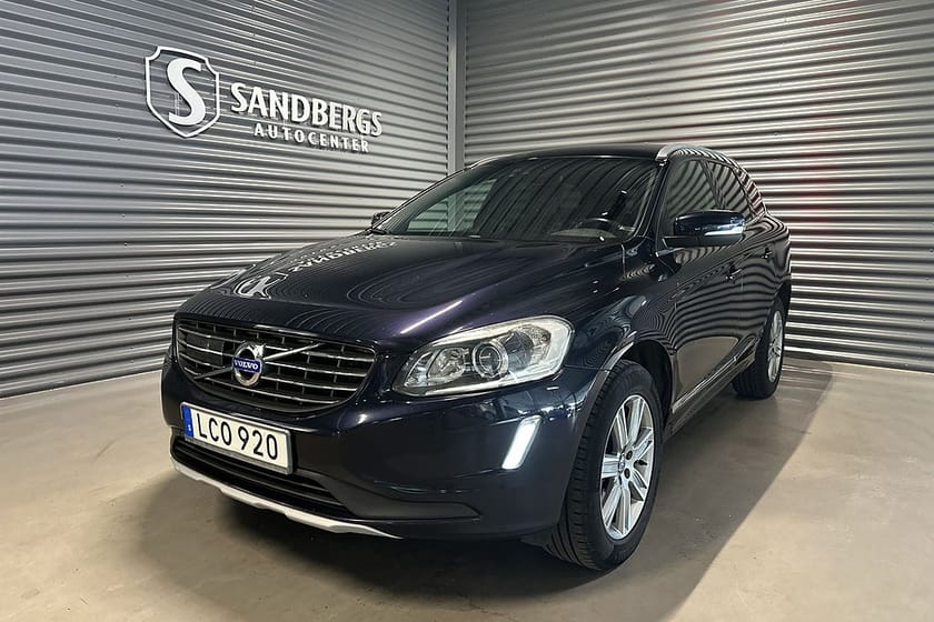 Bild 1 av Volvo XC60 D4 AWD Summum BE Pro Värmare Skinn Keyless Drag