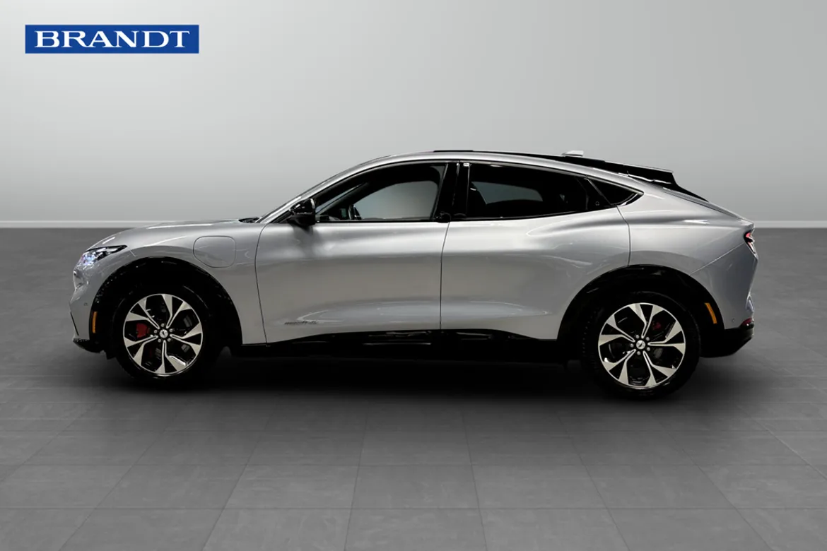 Ford Mustang Mach-E Standard Range AWD