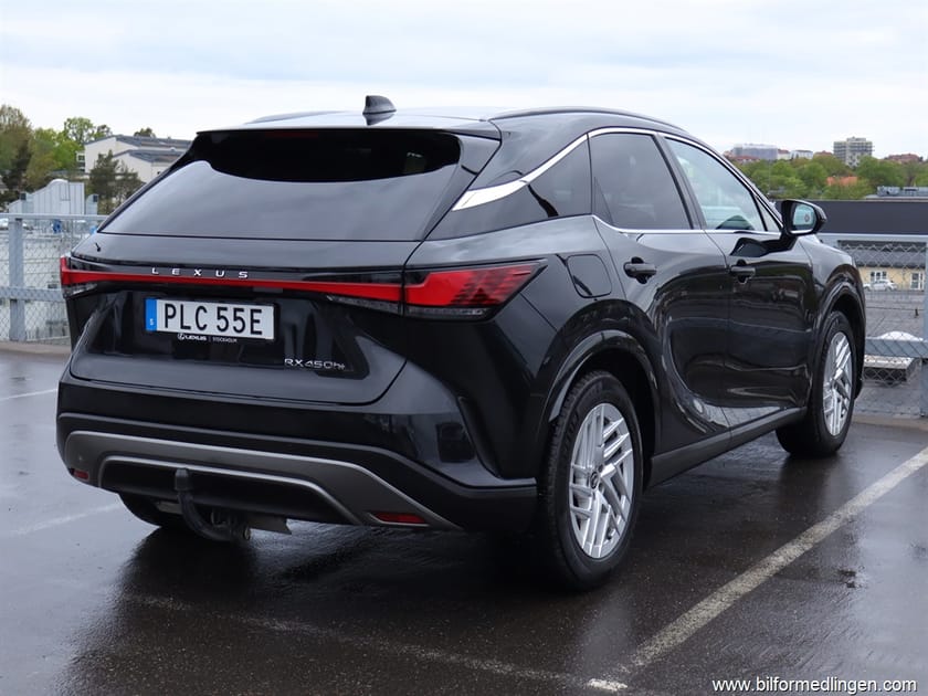 Bild 4 av Lexus RX 450h+ E-CVT 309hk HUD 360 kamera Drag