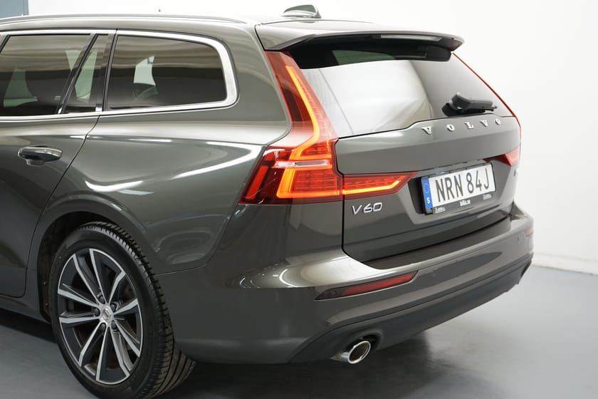 Bild 3 av Volvo V60 B4 Bensin Momentum Advanced Edition, Dragkrok