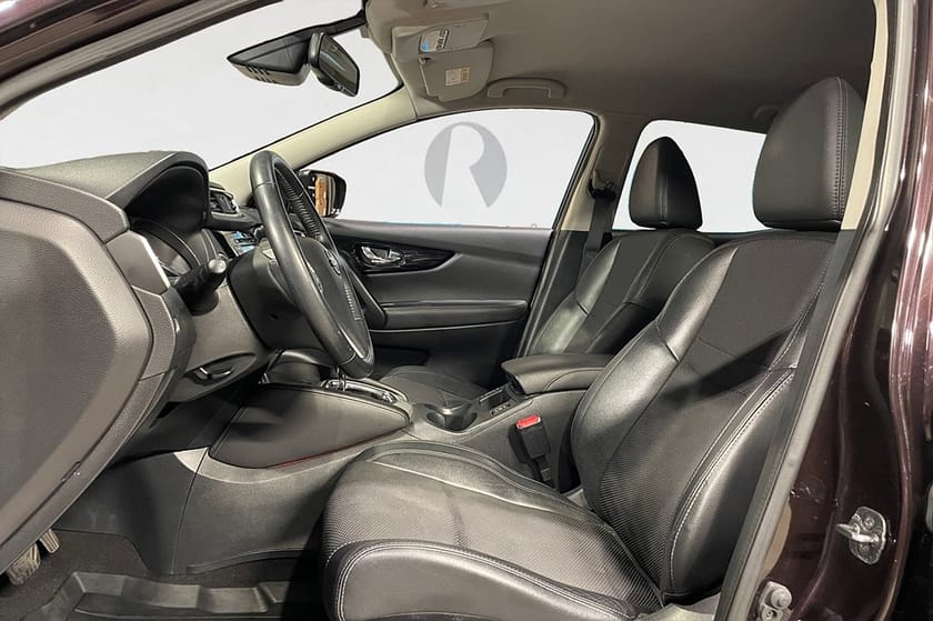 Bild 3 av Nissan Qashqai 1.2 DIG-T 115 HK AUT N-TEC DRAG NAVI 360° 10300 MIL 18"