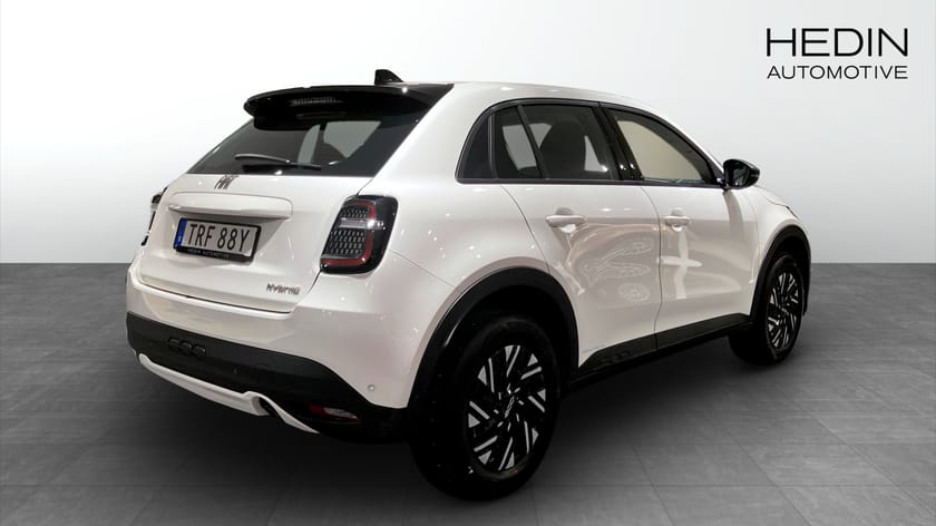 Bild 2 av Fiat 600 Hybrid HEV POP 1.2 100 HK DCT6 FWD