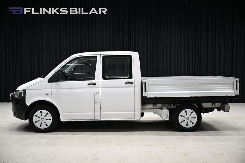 Bild 2 av Volkswagen Transporter Chassi Dubbelhytt TDI 140HK Dubbelhytt|Flak|Drag|Värmare|Moms