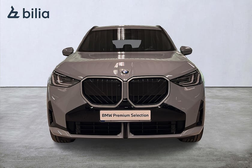 Bild 5 av BMW X3 30e xDrive M-sport | Drag | H&K | Stolar m minne | 360
