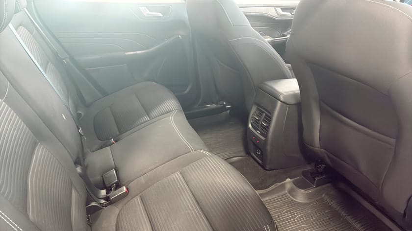 Bild 5 av Ford Kuga Plug-In Hybrid 2.5 Titanium 225hk | ÅRLIG SKATT 360KR