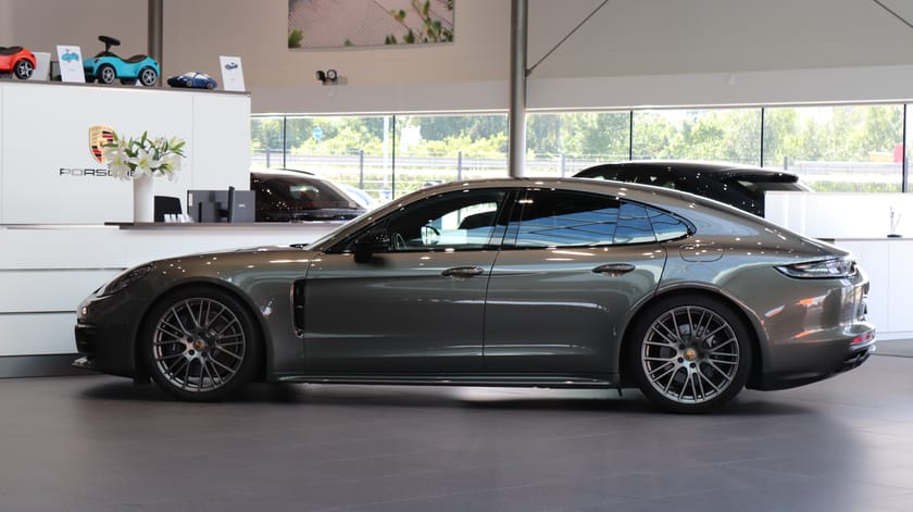 Bild 4 av Porsche Panamera 4 E-Hybrid 