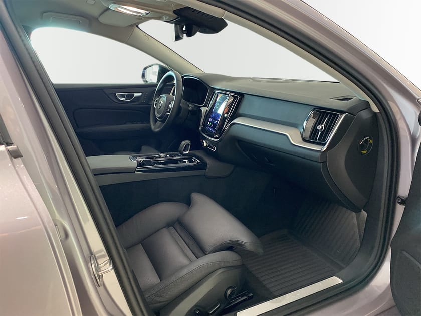 Bild 5 av Volvo V60 T6 Plus Dark Nordic Edition