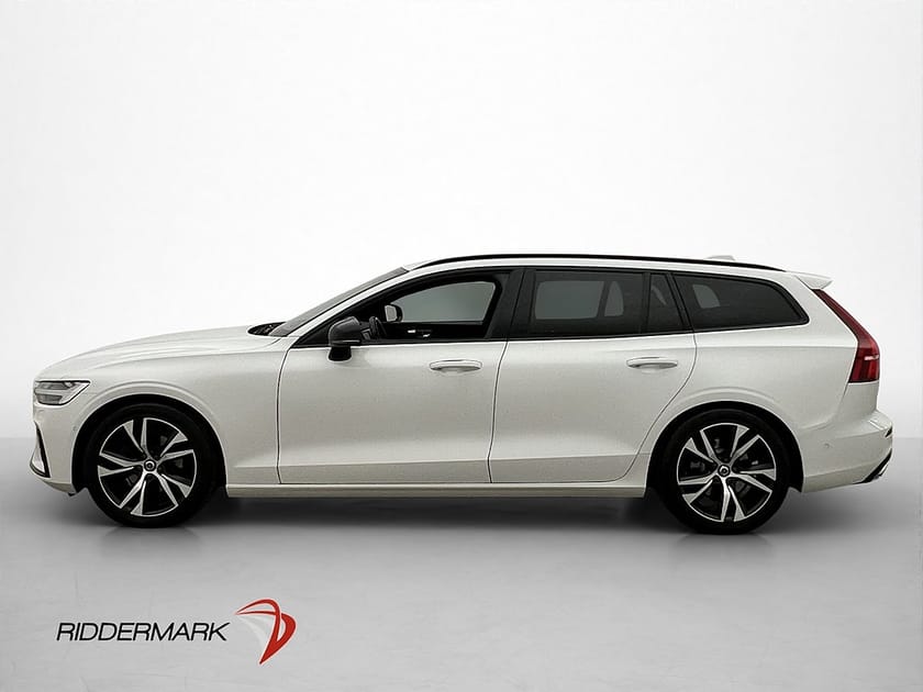 Bild 4 av Volvo V60 D4 AWD R-Design Värmare HuD Skinn Kamera Drag