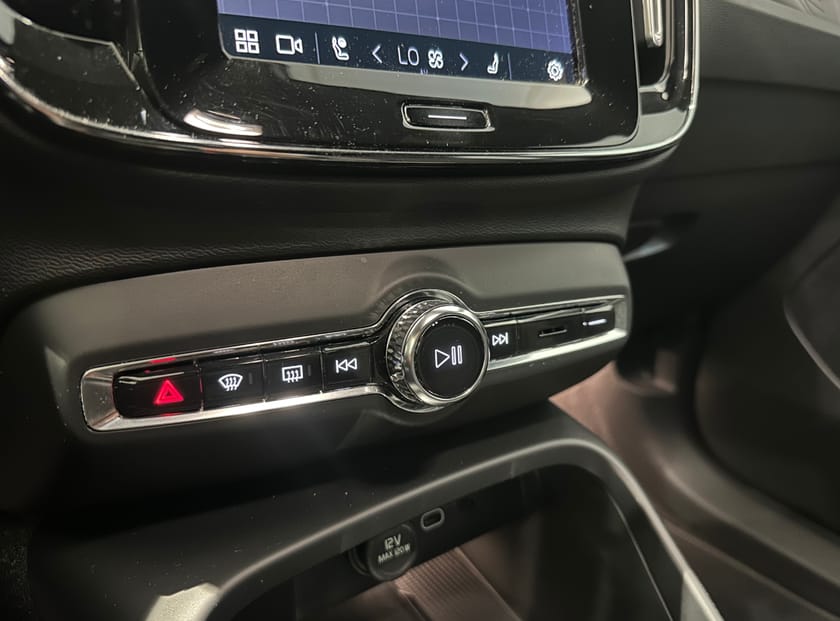 Bild 5 av Volvo XC40 Recharge Single Motor Core / Navigation / Backkamera / 10.000kr tillbehör /