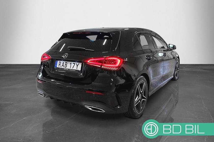 Bild 4 av Mercedes-Benz A 180 A180 AMG PANORAMA AMBIENT LIGHT BACKKAMERA WIDESCREEN