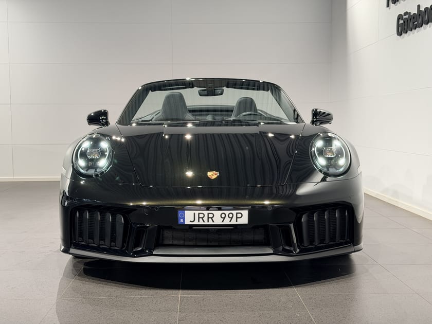 Bild 3 av Porsche 911 Carrera 4 GTS Cabriolet PTS Dark Olive