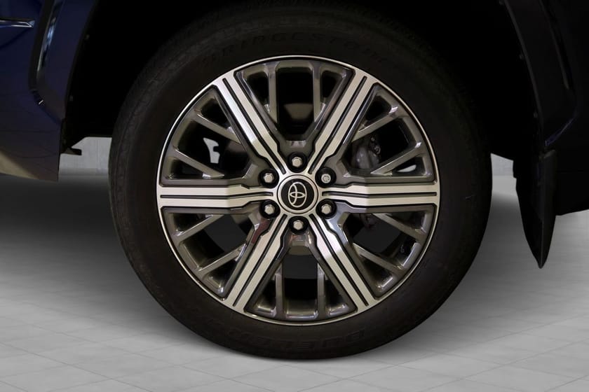 Bilde 3 av Toyota Tundra CrewMax