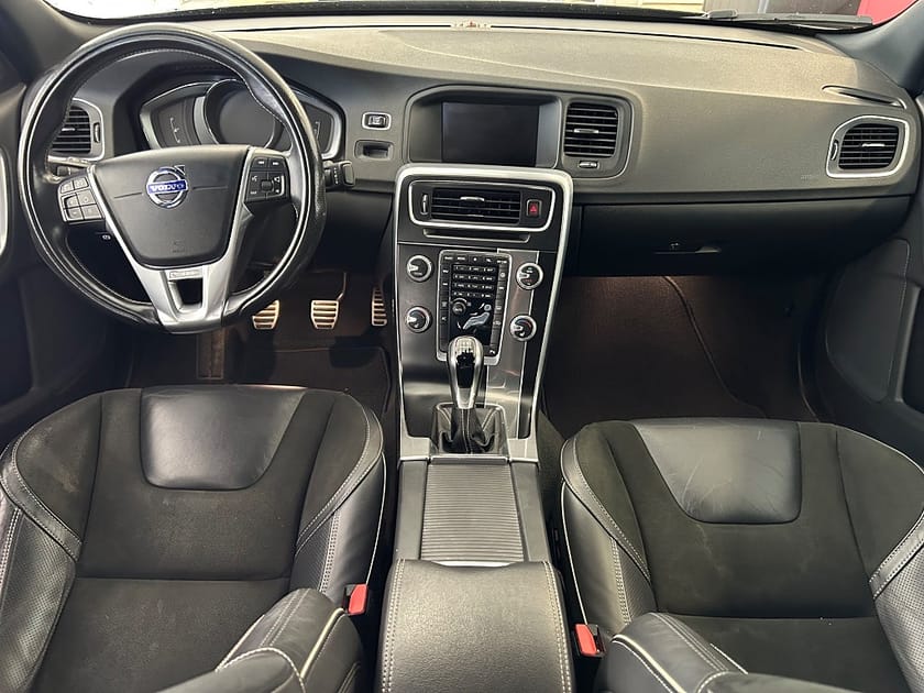 Bild 5 av Volvo S60 T3 R-Design Euro 6