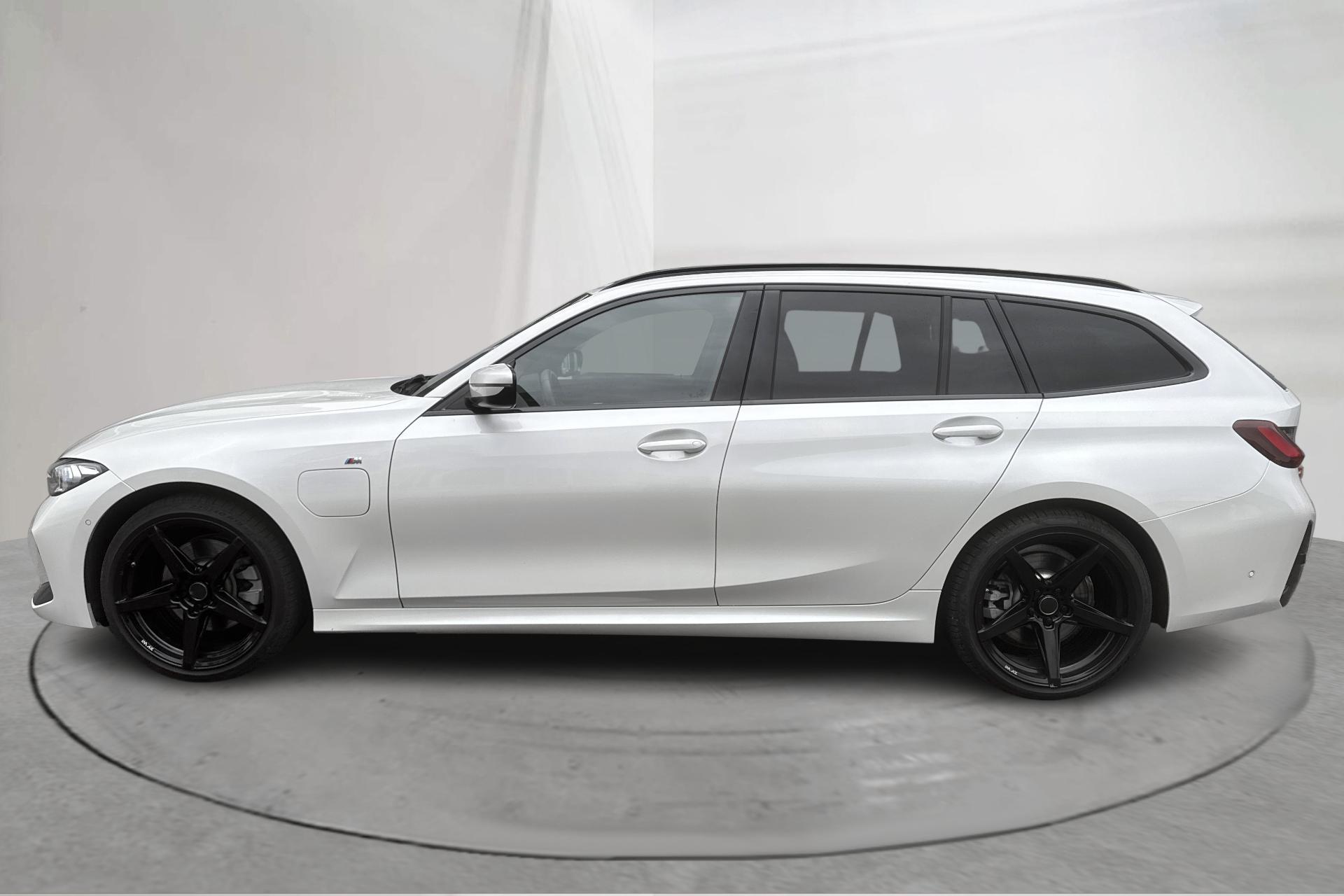 BMW 330 e xDrive Touring 2024, bild 2/10