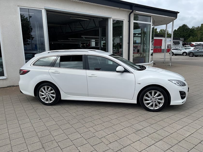 Bild 4 av Mazda 6 Wagon 2.0 155 hk bensin, dragkrok