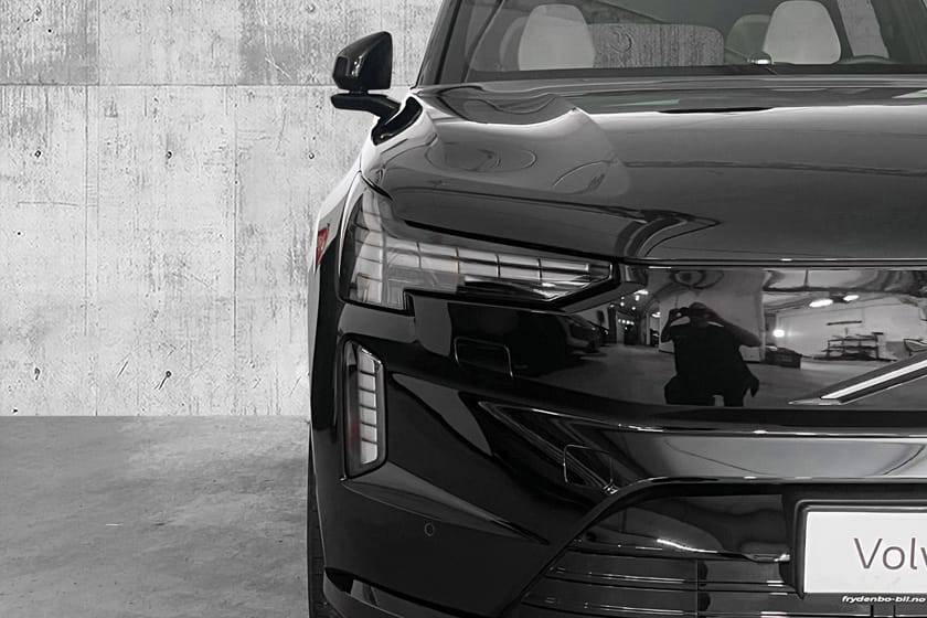 Bilde 4 av Volvo EX90 Twin Motor 7-seater Ultra KROK|22"|B&W|PILOT.ASSIST|7S