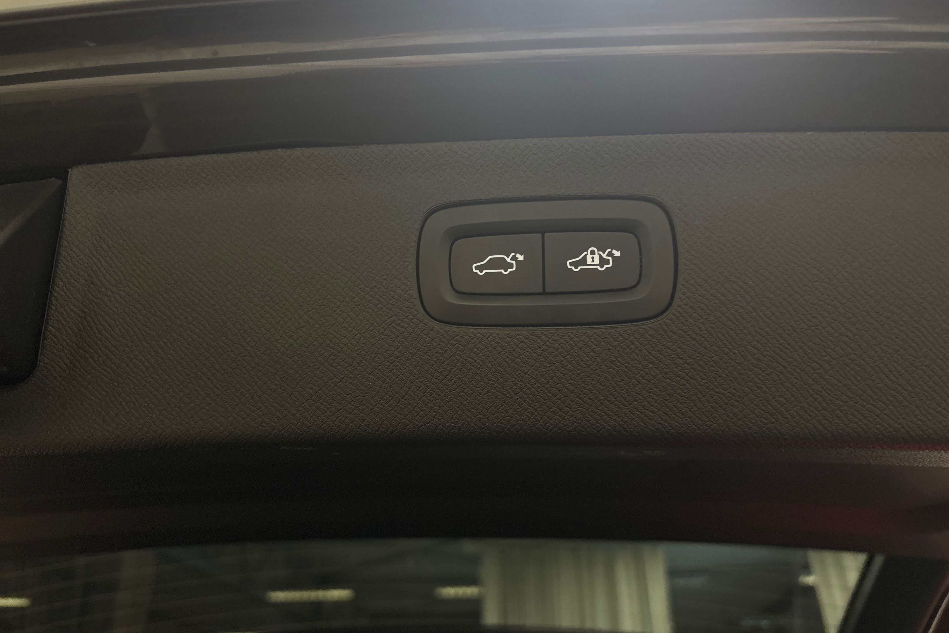 Volvo XC90 T8 Plug-In Hybrid AWD Geartronic, 8-trins, 456ps, 2026