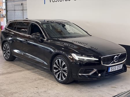 Volvo V60 Recharge T6 AWD 399hk Core Edition Drag Värmare