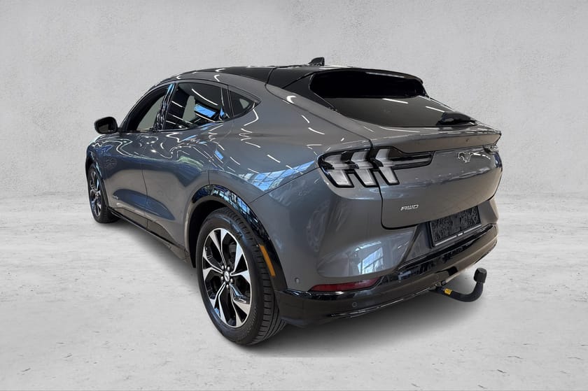 Bilde 3 av Ford Mustang Mach-E Long Range AWD LR 540KM B&O/Hengerfeste/Panorama/Oppv.Ratt