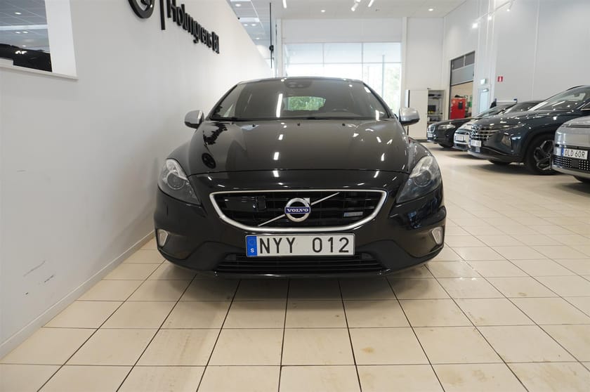 Bild 4 av Volvo V40 T5 Geartronic Momentum R-Design 254hk