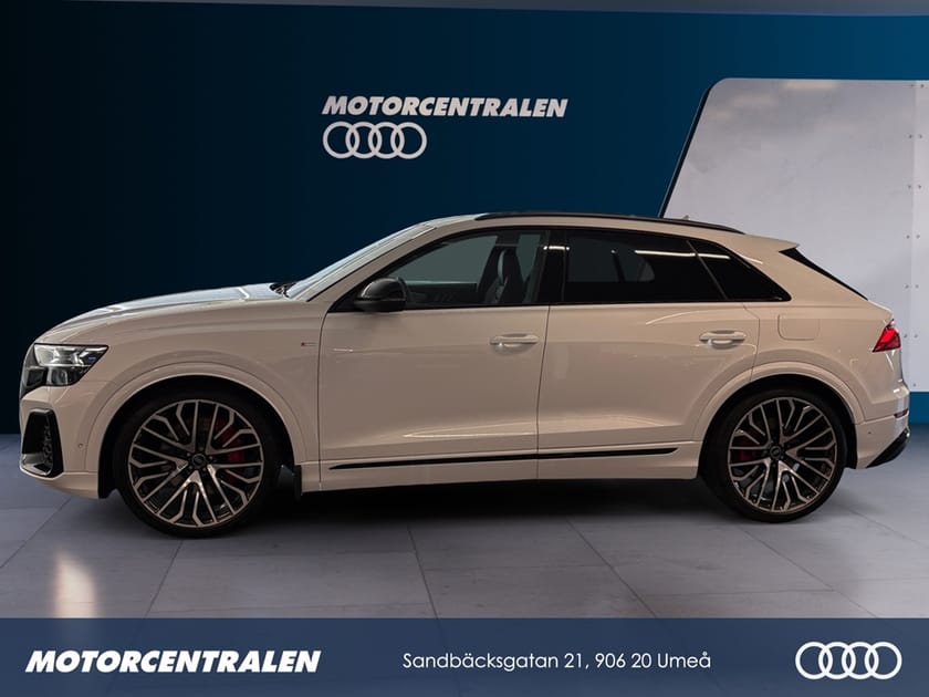 Bild 2 av Audi Q8 60 TFSI e quattro 490hk Selection, HUD, Laser, 23"