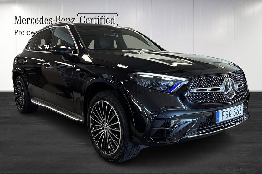 Bild 2 av Mercedes-Benz GLC 300 e 4MATIC 4-Matic AMG Panorama Burmester Premium Drag
