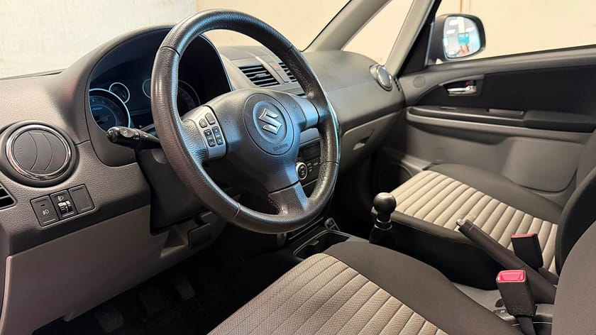 Bild 5 av Suzuki SX4 1.6 DOHC 16V VVT 4x4 Euro5|3.45%Ränta