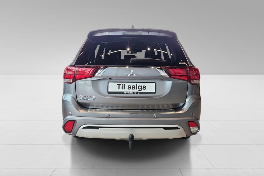 Bilde 4 av Mitsubishi Outlander PHEV 2.4L Instyle+ - 8 nye dekk, Krok, Skinn, Norsk.reg