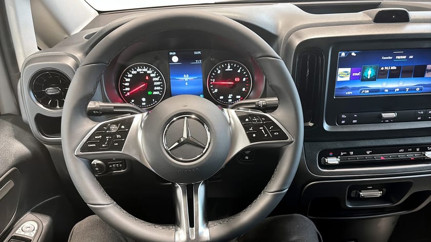 Bild 4 av Mercedes-Benz Vito 114 CDI 2.8t SKÅP LÅNG PRO | Gratis serviceavtal 3 år