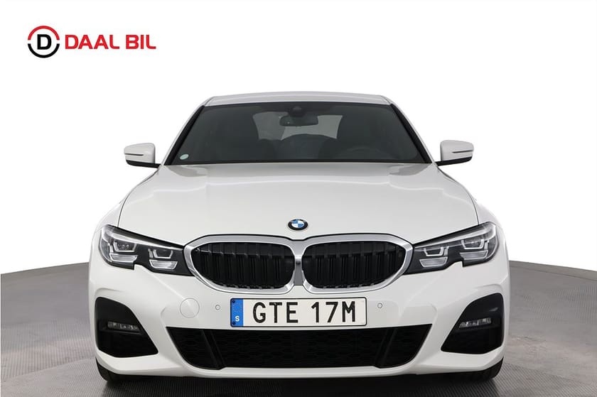 Bild 2 av BMW 330e xDrive Sedan 292HK M-SPORT COCKPIT KUPÉVÄRMARE P-SENS