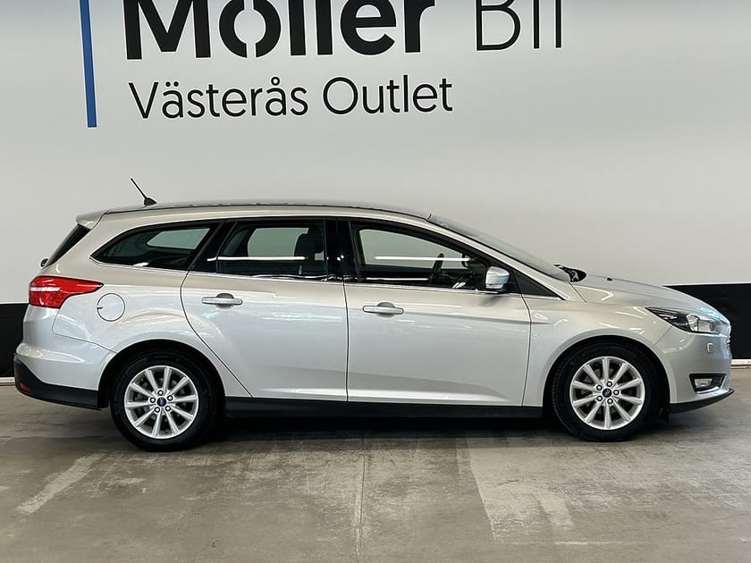 Bild 5 av Ford Focus Kombi 1.5 TDCi Powershift 120hk Drag Navigation CarPlay