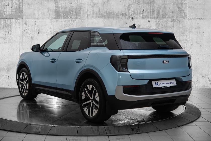 Bilde 3 av Ford Explorer EV Extended Range AWD