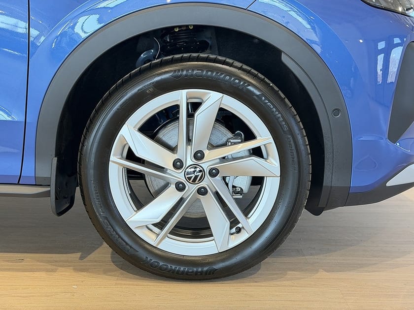 Bild 4 av Volkswagen T-Roc Life 1.5eTSI Backkamera / Lagerbil